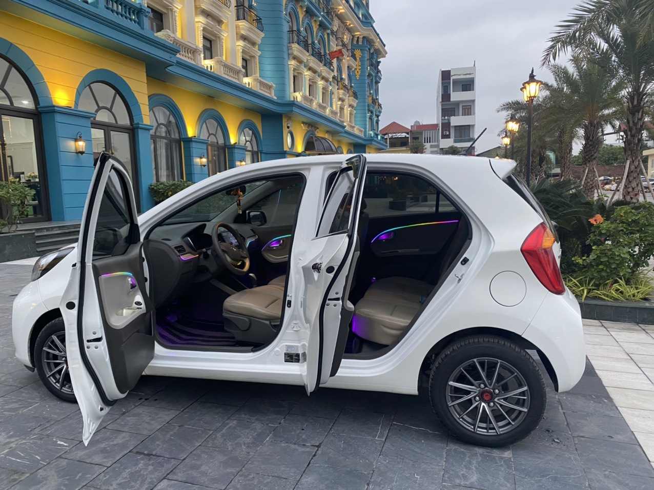 Gi&aacute; xe Kia Morning ni&ecirc;m yết v&agrave; lăn b&aacute;nh th&aacute;ng 2/2023, rẻ nhất 389 triệu đồng - 2